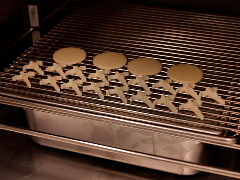 02%20jesusses%20in%20the%20oven%20web